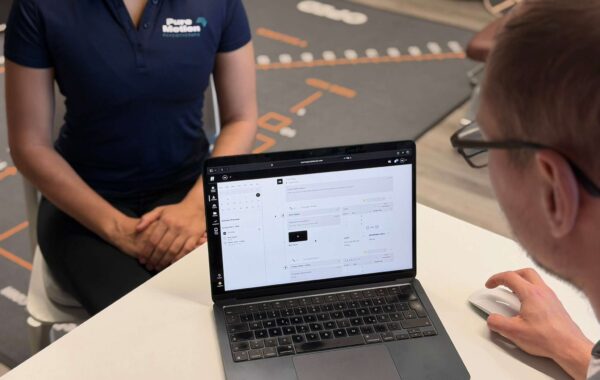 Professionelle Sportlerbetreuung und Vor-Ort-Physiotherapie durch PureMotion bei Wettkämpfen und Training.